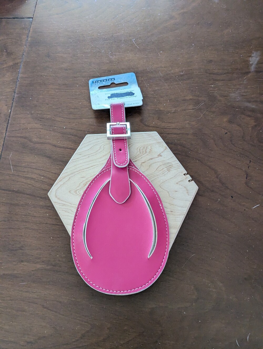 NWT Travelon Pink Leather Luggage Tag